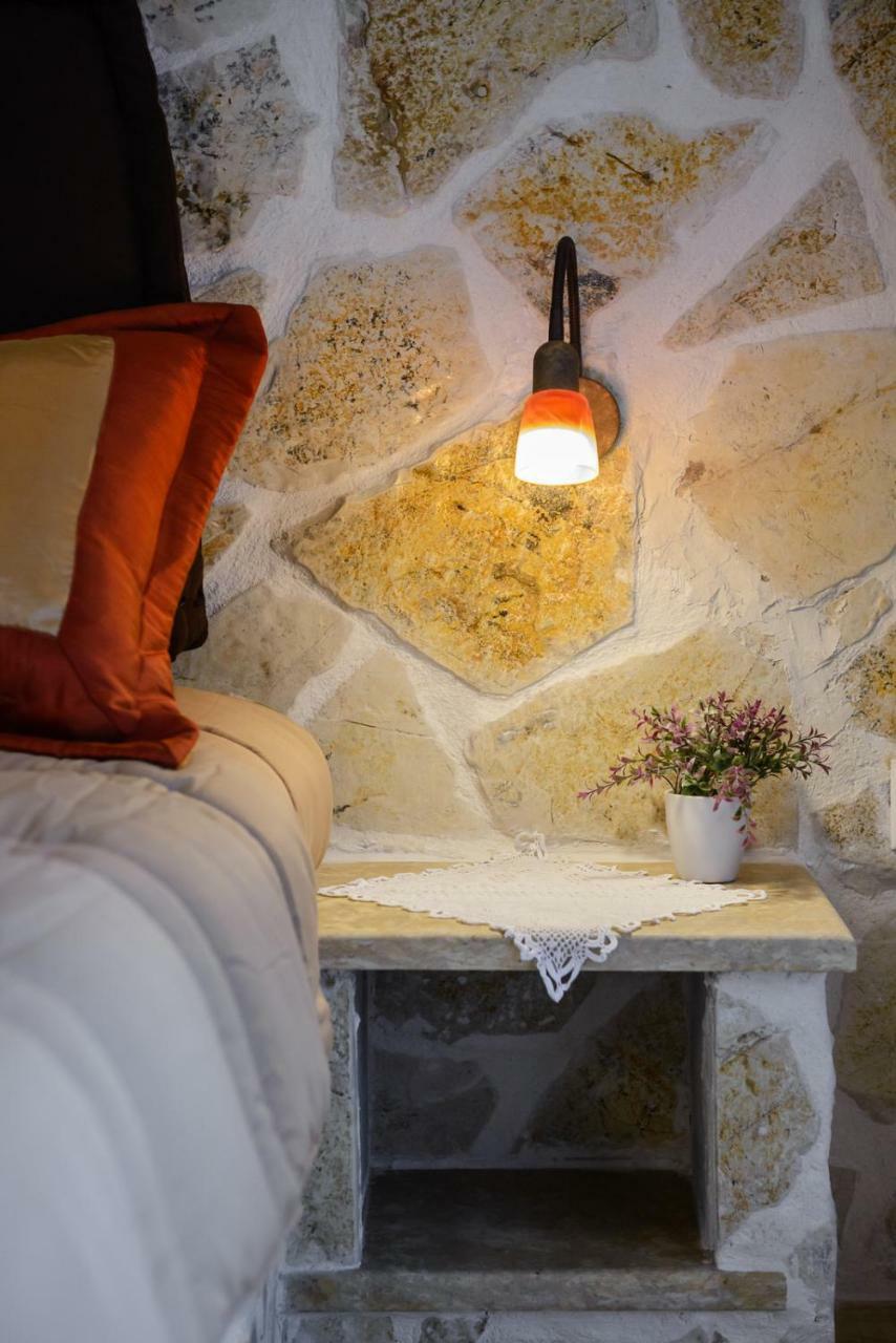 Artemissoula Villa Bagian luar foto